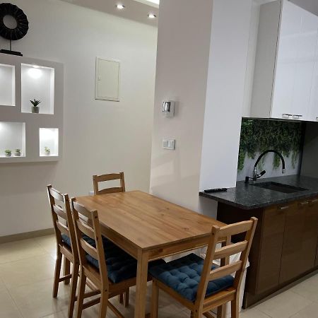 Norblin Apart Varşovia Exterior foto